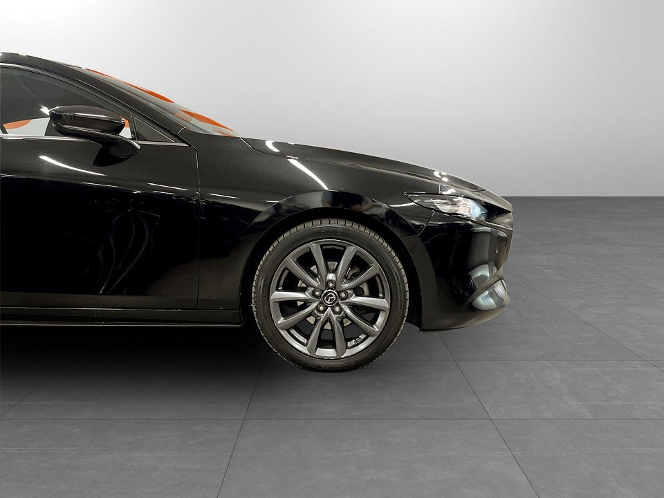 Bild på Mazda 3 Hatchback Sky 2.0 150hk Aut - B-KAMERA, CARPLAY