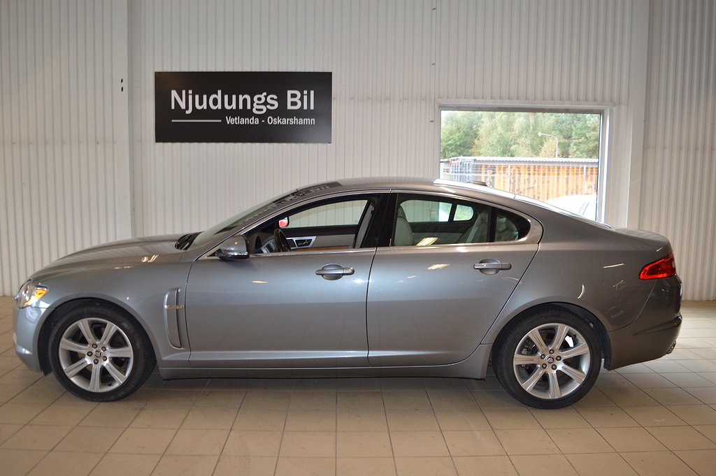 Jaguar XF 3.0 V6 241 hk Premium/Säljuppdrag privat kund