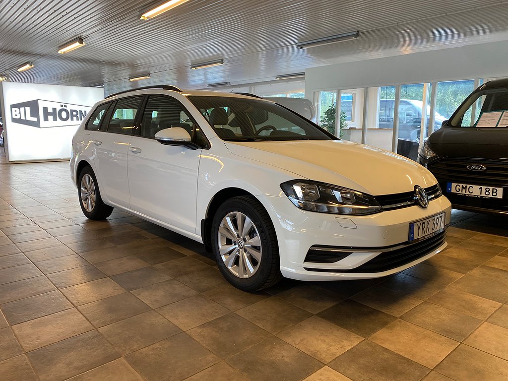 Volkswagen Golf Sportscombi 1.0 TSI Euro 6 Årsskatt: 382:- 