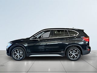 BMW X1 sDrive20i xLine S&V-hjul/Drag/Kamera/Pano/Nav/HuD/HiFi – bild 4