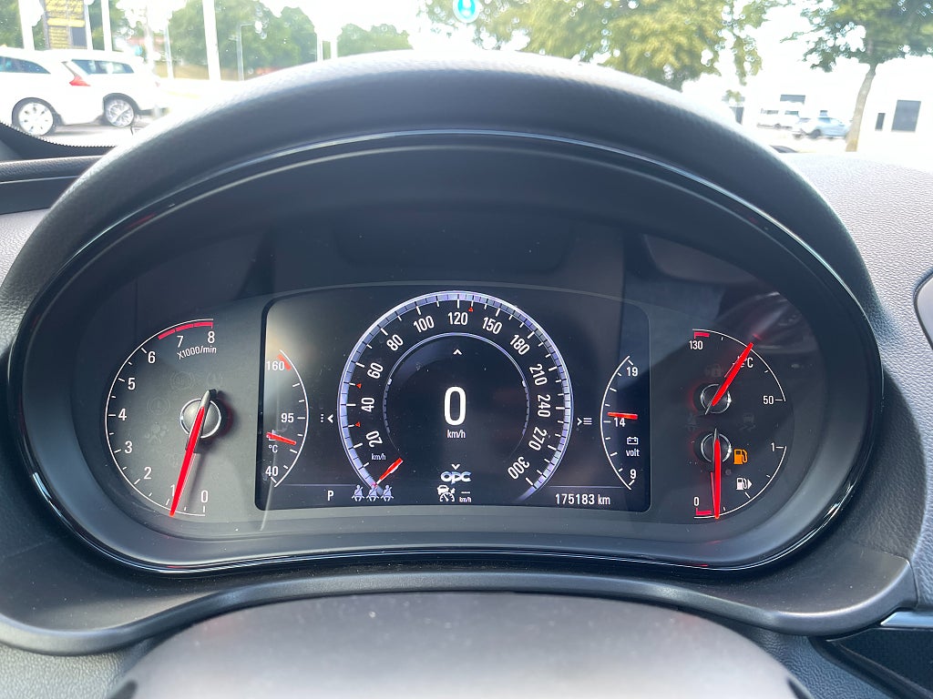 Opel Insignia OPC Sports Tourer 2.8 V6 Turbo 4x4 OPC 325 hk *RECARO*