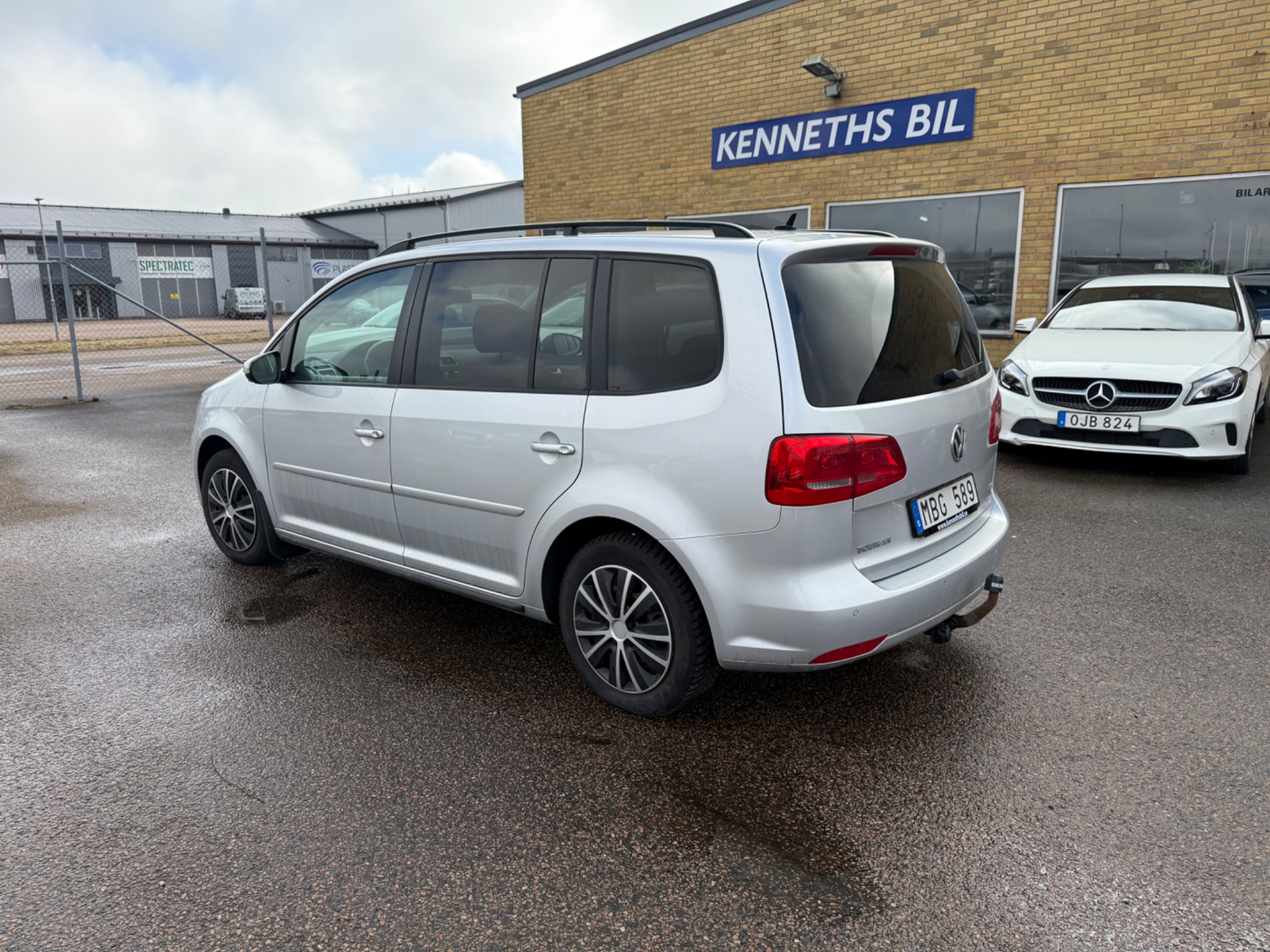 Volkswagen Touran 2013, photo 3/41