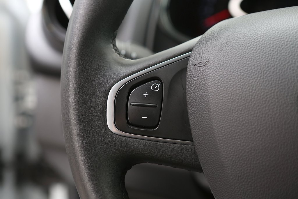 Renault Clio 0,9 TCe Energy 90hk Zen 5D Navigator 2019