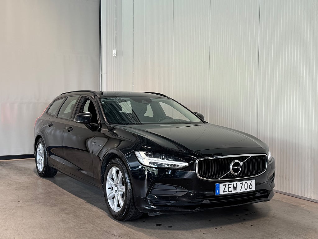 Volvo V90 D3 AWD 150hk Business Drag Värmare Gps Dubbdäck