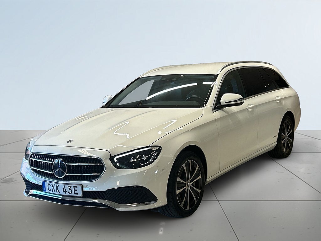 Mercedes-Benz E 300 T de 4M Avantgarde Drag Navi Widescreen Bkamera S&V