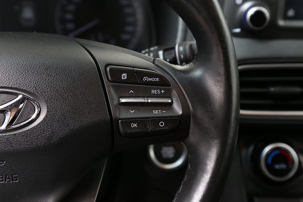 Hyundai Kona 1,6 T-GDI 177hk Premium AWD Aut HuD KRELL Motorvärmare