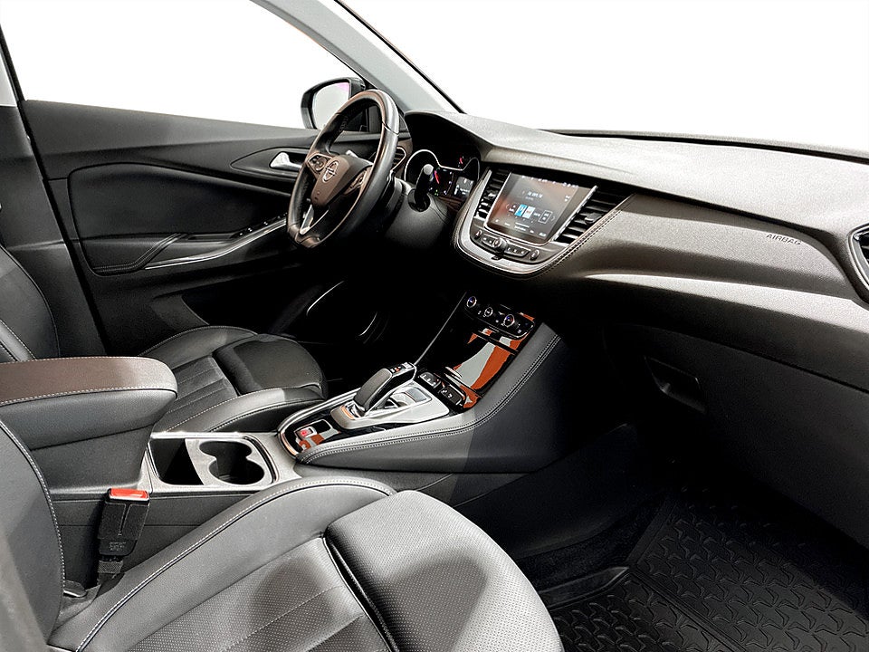Bild på Opel Grandland X Ultimate Hybrid4 PHEV 300hk 4WD B-KAMERA ELSTOL