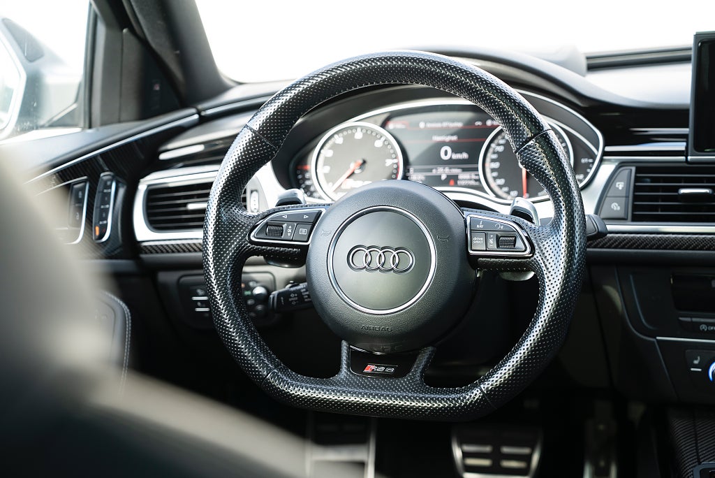 Audi RS6 2016 - miniatyr 32