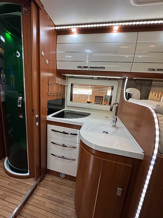 Husbil-integrerad Mobilvetta K-Yacht MH 85 7 av 21