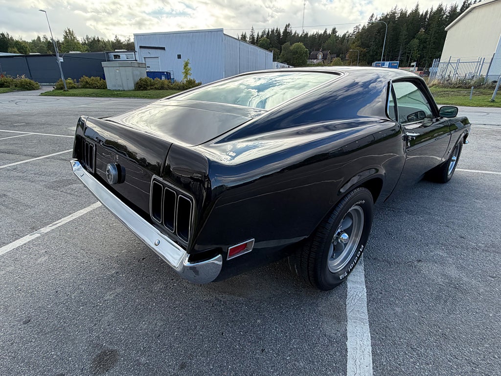 Ford Mustang SportsRoof 5.0 V8 0kr insats 4087kr/mån.