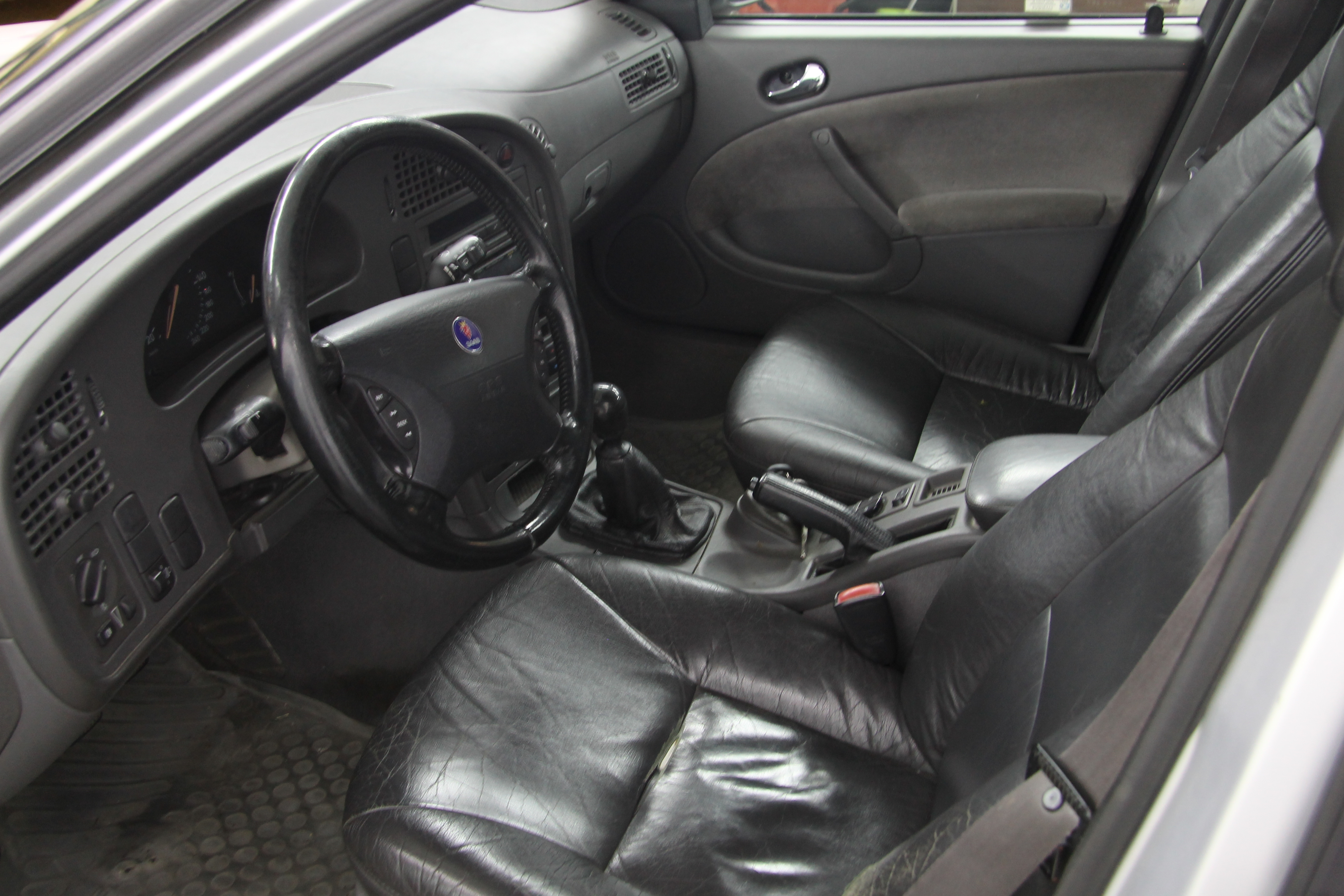 Saab 9-5 SportCombi 2.0 T SE 150hk 2001, bild 7/34