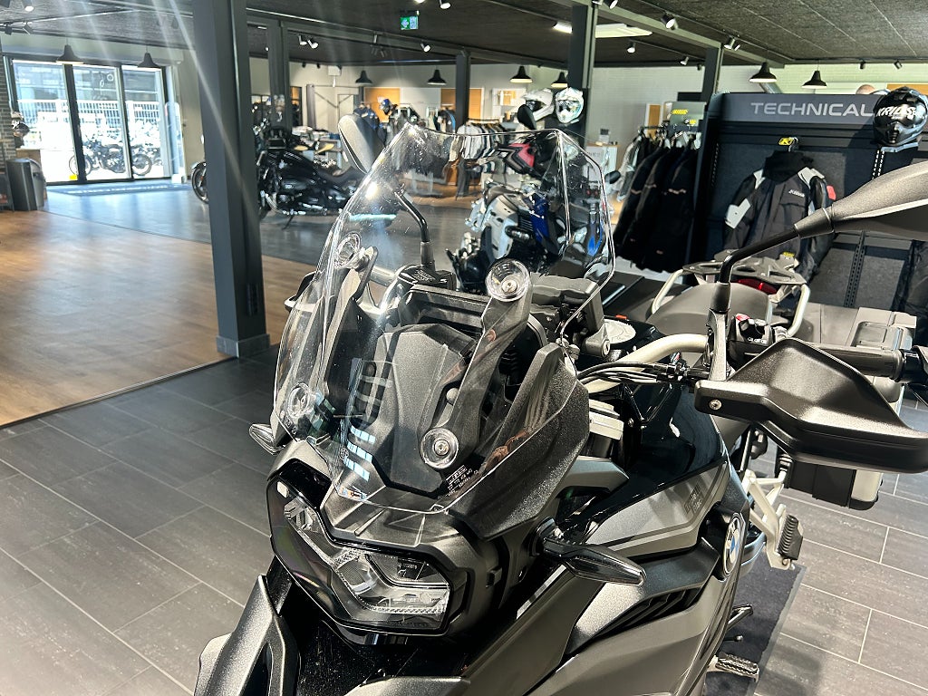 BMW F850GS 3,45%/Performance/Triple Black/Sidoväskor/2300 mil