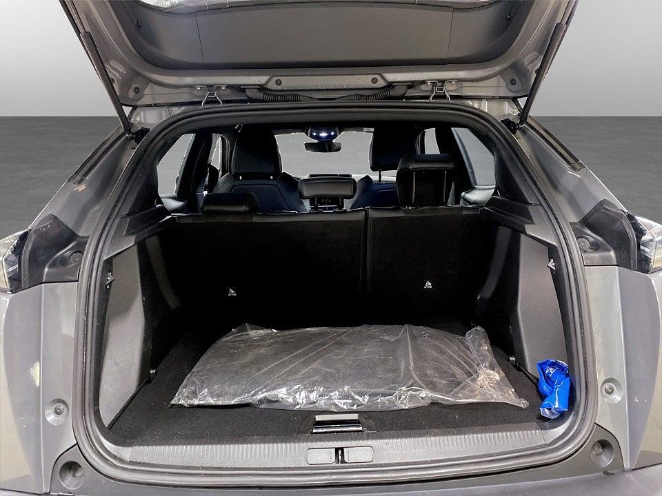 Bild på Peugeot 2008 GT 1.2 PT 130hk Aut - 360,ELSTOL MED MINNE