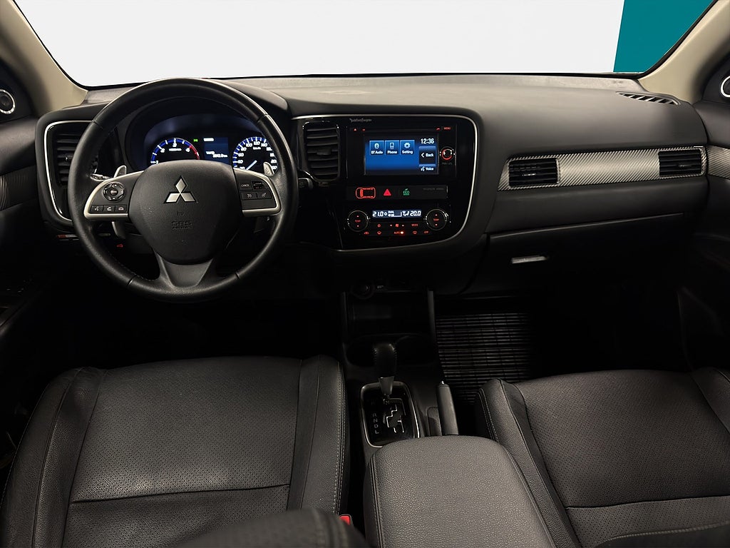 Mitsubishi Outlander 2.2 Di-D 4WD Business 7-sits, Läder, Kamera