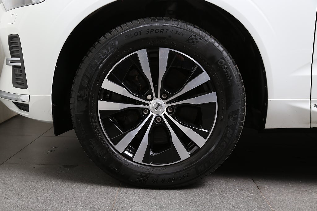 Volvo XC60 Recharge T6 340hk Inscription Exp AWD Pano Läder Drag