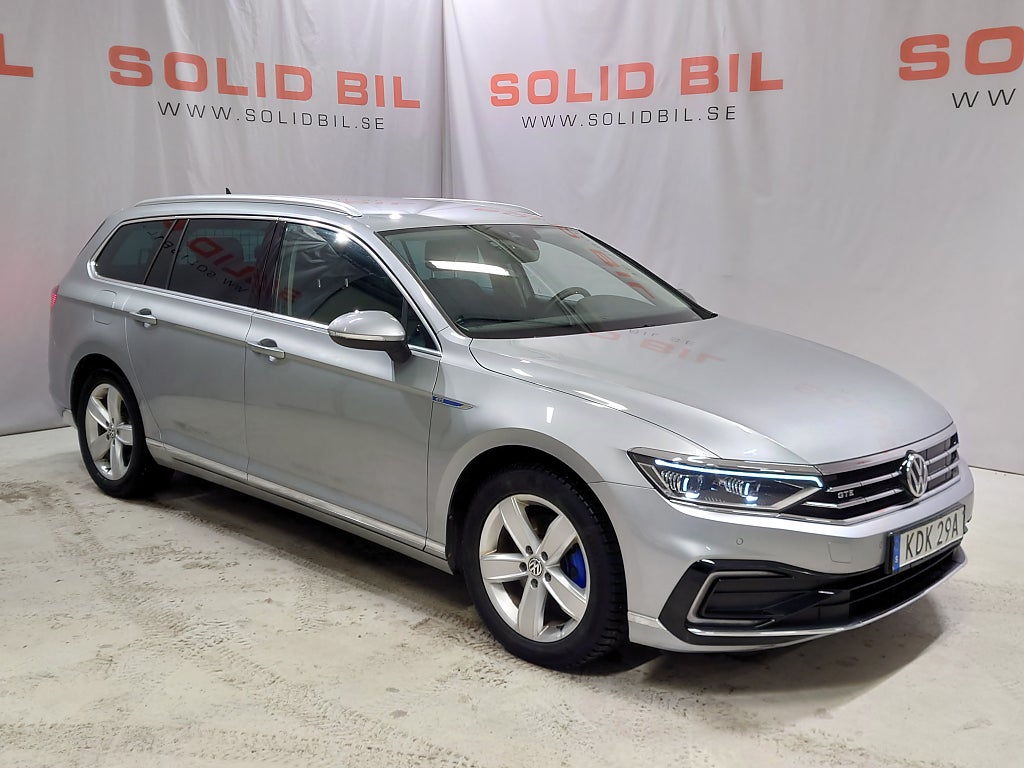 Volkswagen Passat GTE Executive/Värmare/Drag/Active info/Navi