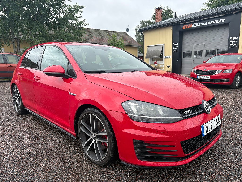 Volkswagen Golf 2.0 TDI GTD AUT/Drag/Värmare/B-kamera