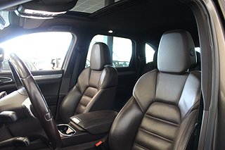 SUV Porsche Cayenne 14 av 25