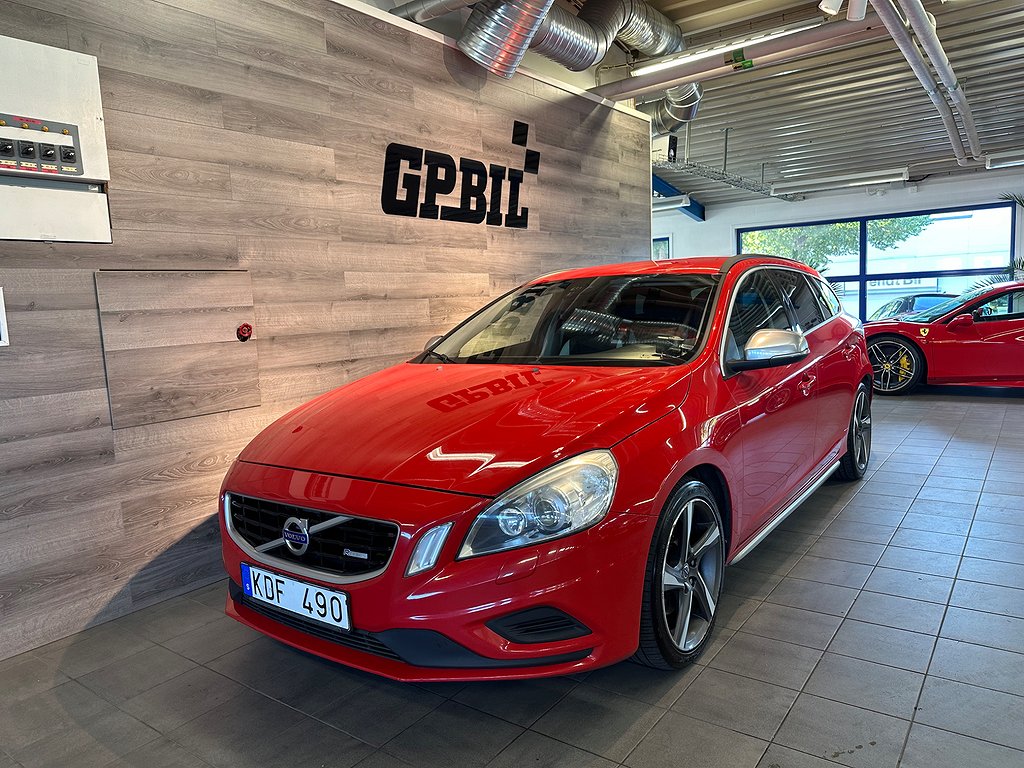 Volvo V60 T5 240hk Powershift | R-Design | 17000mil 