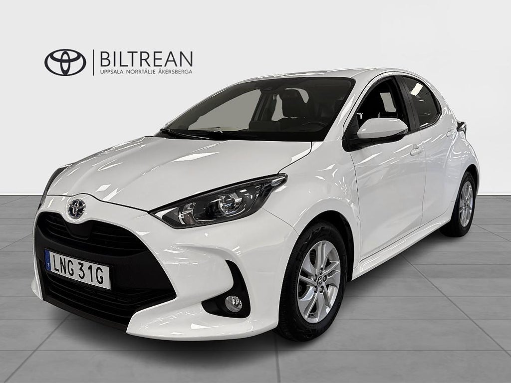 Toyota Yaris 1.5 Hybrid Active Komfortpaket Vinterhjul ingår