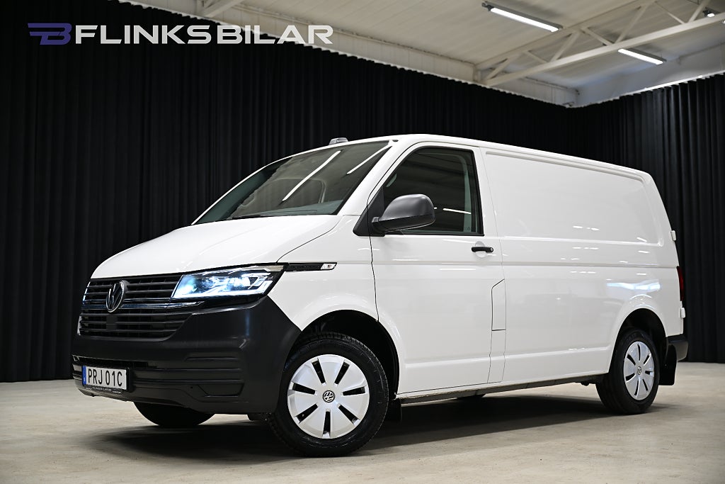 Volkswagen Transporter DSG 150HK Inredning|LED|Värmare|Backkamera|Lågmil|Moms