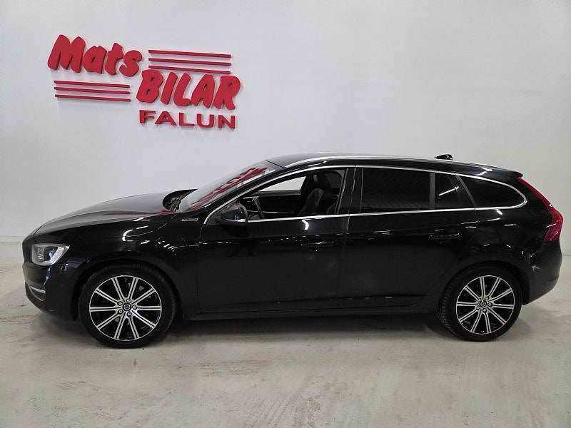 Volvo V60 D5 Twin Engine 4x4 Summum Automat
