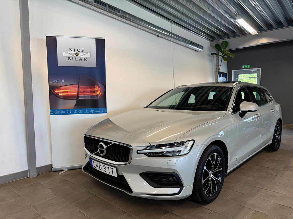 Volvo V60 D4 Momentum Advanced Edition Pano HUD H/K BLIS 0:- kont