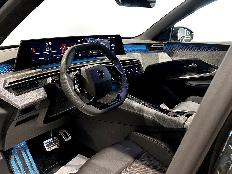 Bild på Peugeot 5008 GT Hybrid 145hk Aut KAMPANJ BRÄNSLE INGÅR