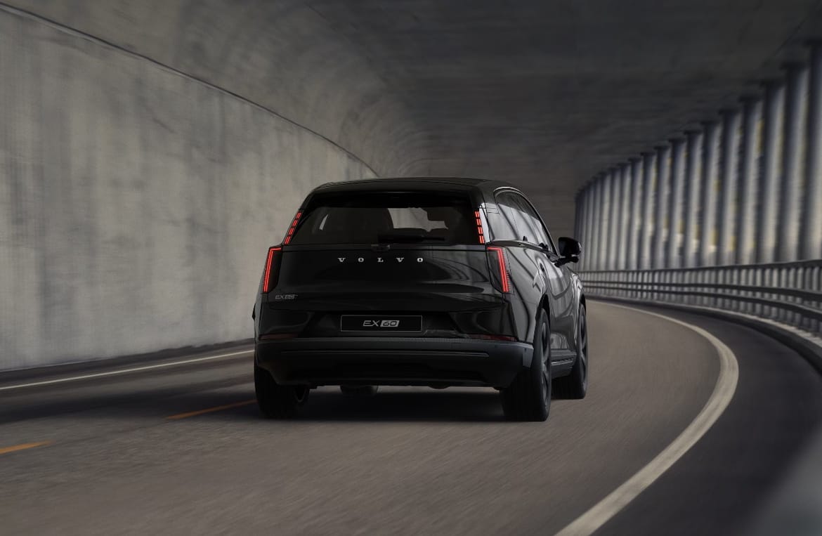 Volvo EX60 P10 AWD PLUS 2026, photo 2/39