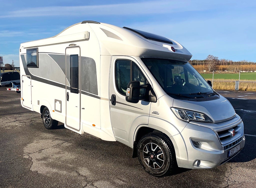 Bürstner Ixeo time 726, Enkelsängar, Taksäng, 3850 kg 