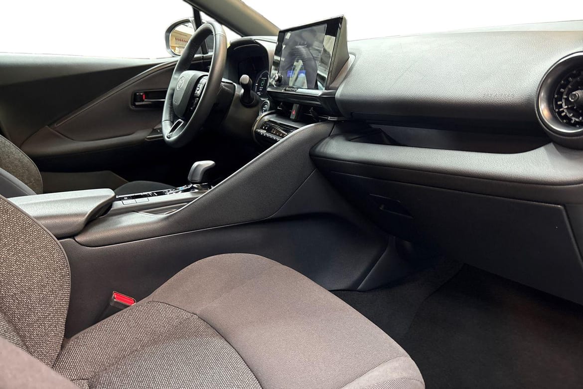 Toyota C-HR 2025, bild 7/46