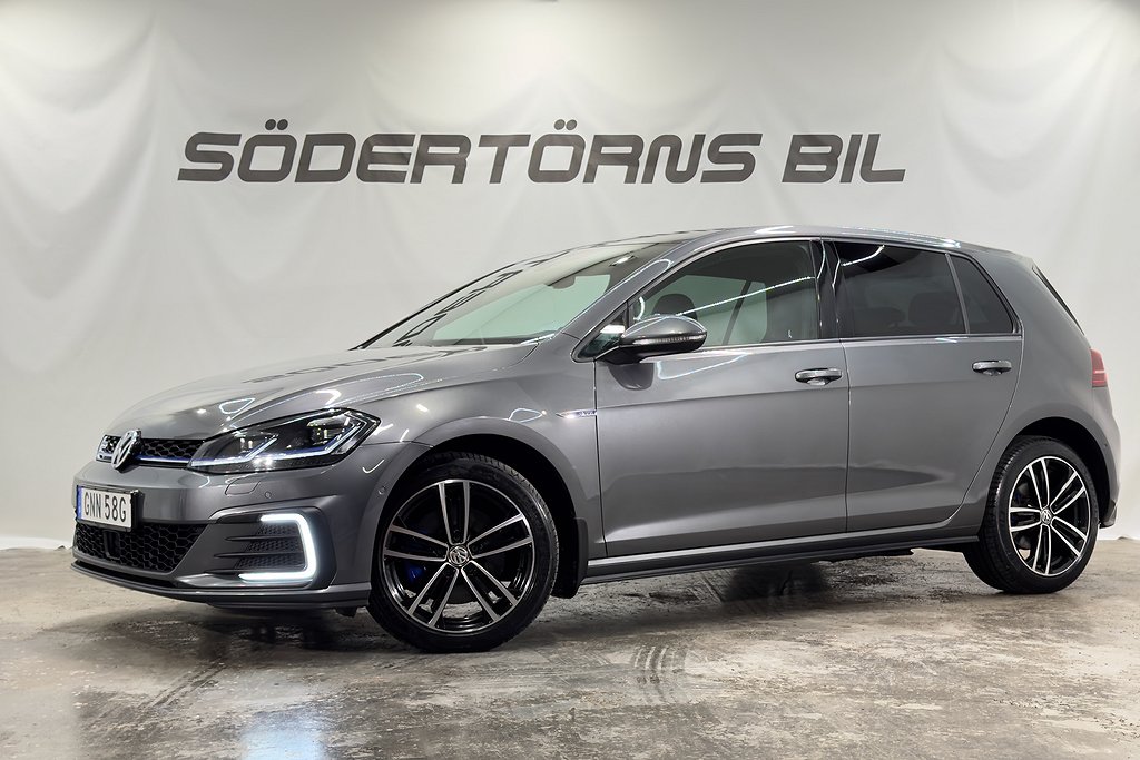 Volkswagen Golf GTE 1.4 TSI KAMERA IQ.LIGHT VÄRMARE MOMSBIL