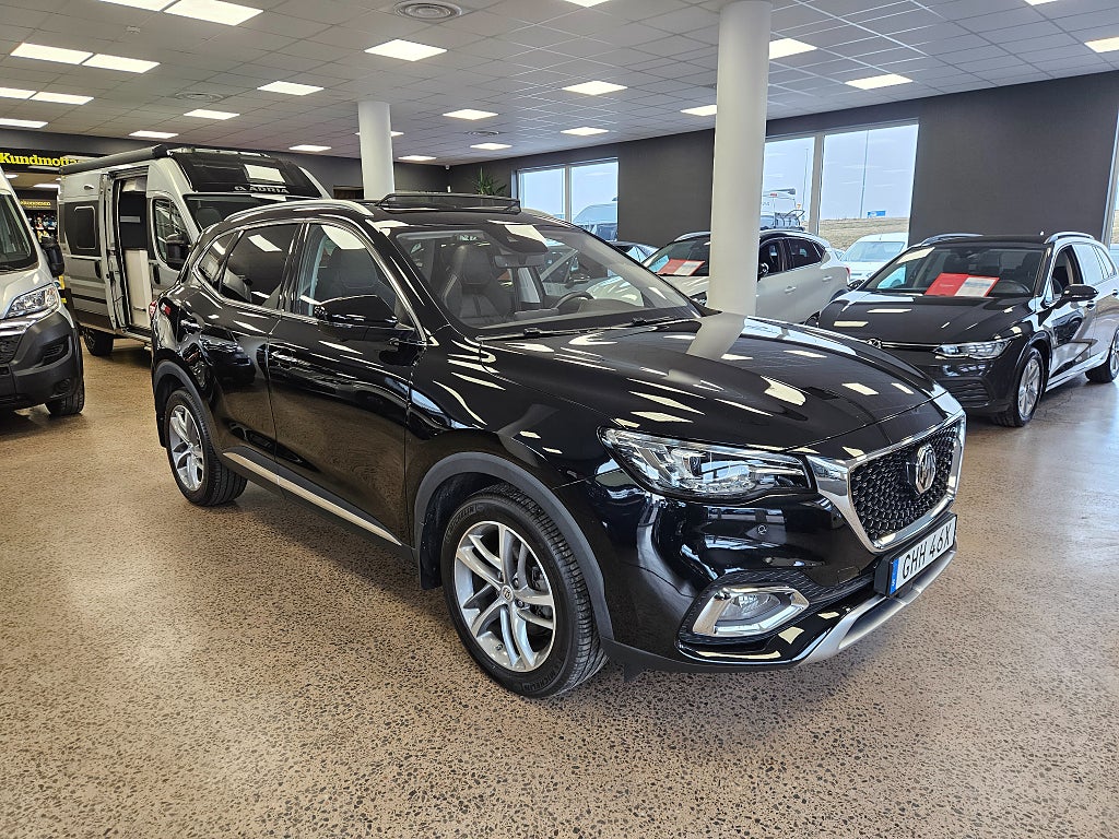 MG HS PHEV Luxury / 360° Pano Blis Navi 258hk MOMS