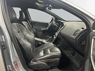 Volvo XC60 D4 AWD Automat R-Design Kamrem Bytt/Kamera/Drag/S&VDäck – bild 10