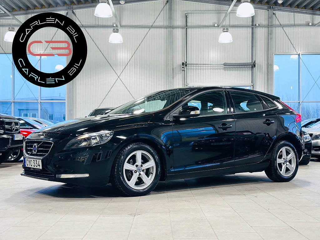 Volvo V40 D2 Kinetic Kamrem bytt VOC/Värmare Nyservad Nybes