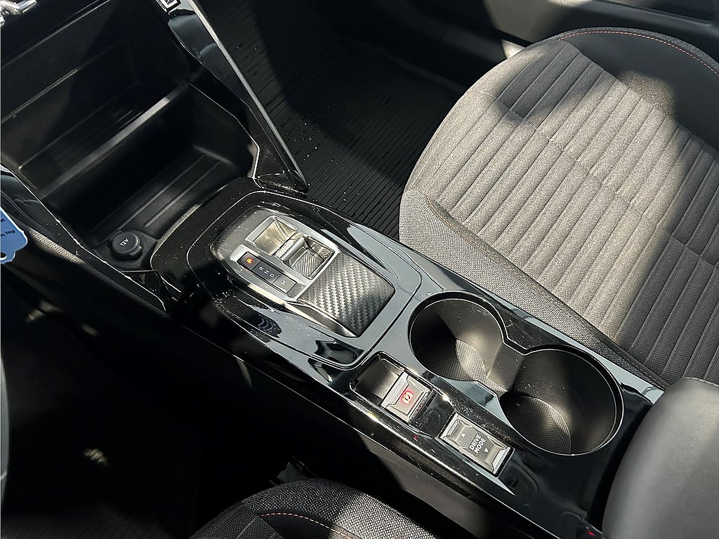 Bild på Peugeot 2008 Active Pack 1.2 PT 130hk Aut - CARPLAY, FARTÅLLARE