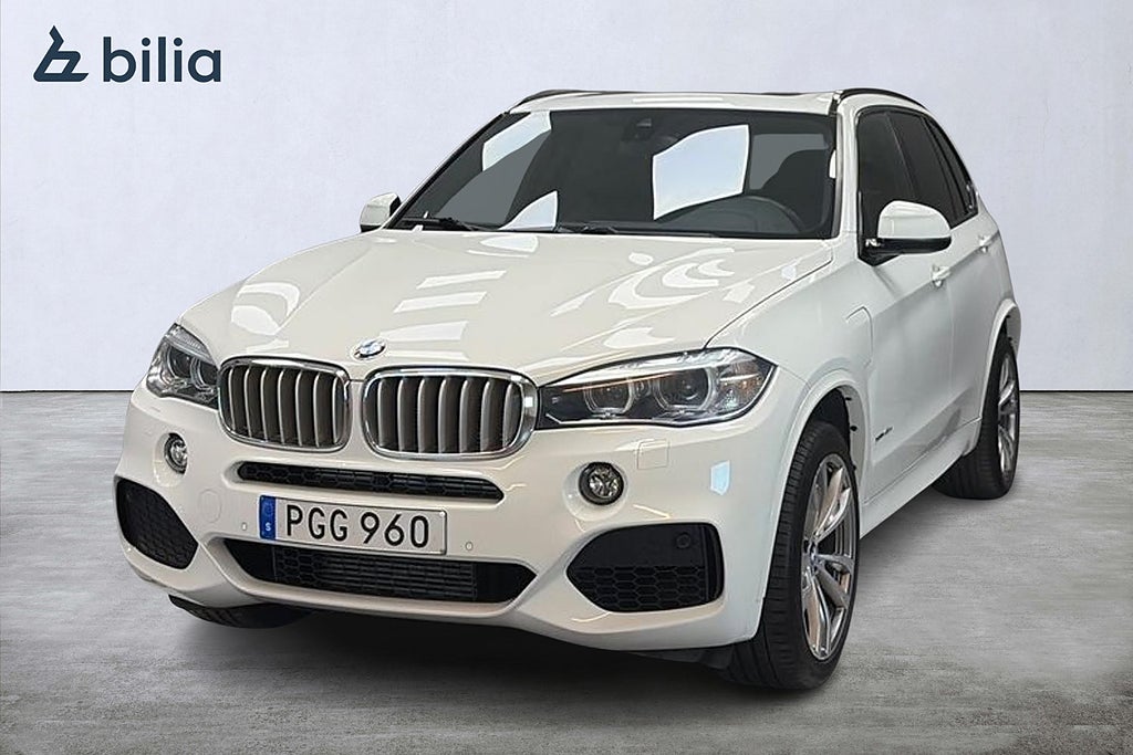 BMW X5 xDrive40e/M Sport/Pano/Drag/Harman Kardon/Rattvärme