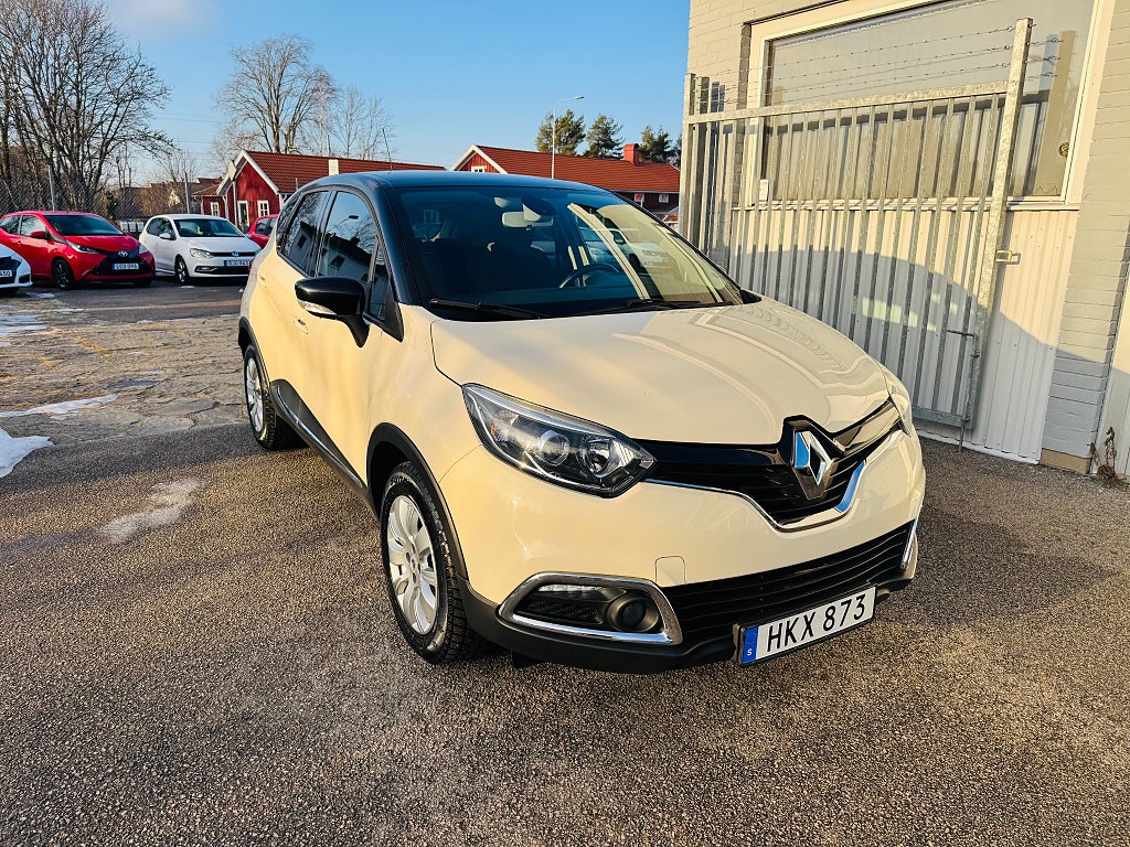 Renault Captur 0.9 TCE 90HK / NAVI / VÄRMARE