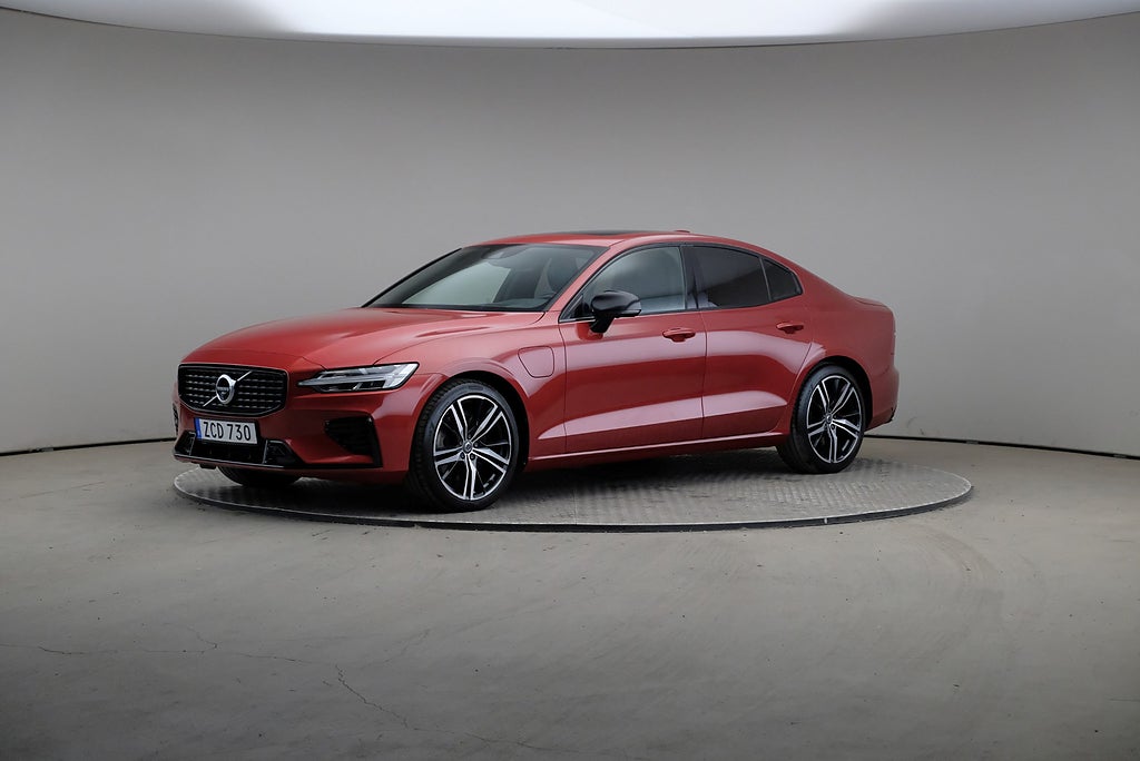 Volvo S60 Recharge T8 392hk R-Design Nappa Drag
