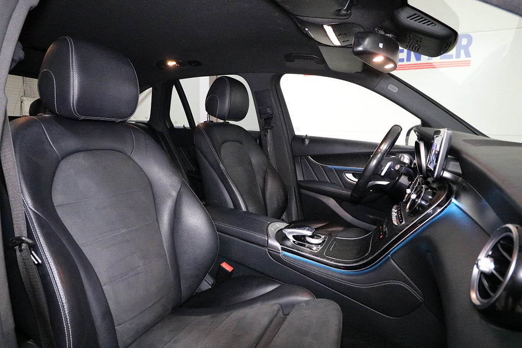 Mercedes-Benz GLC220 d 2017 - miniatyr 18