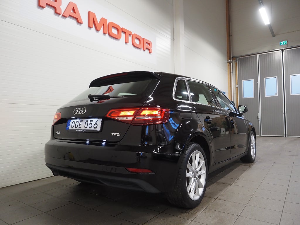 Audi A3 Sportback 1.0 TFSI 115hk P-Sensorer Farthållare 2017