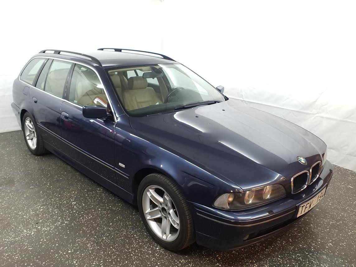 BMW 525