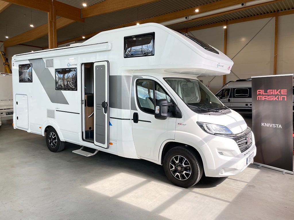 Sun Living A 75 DP / B-körkort / AC-bodel / 6 bältad / El-patron /