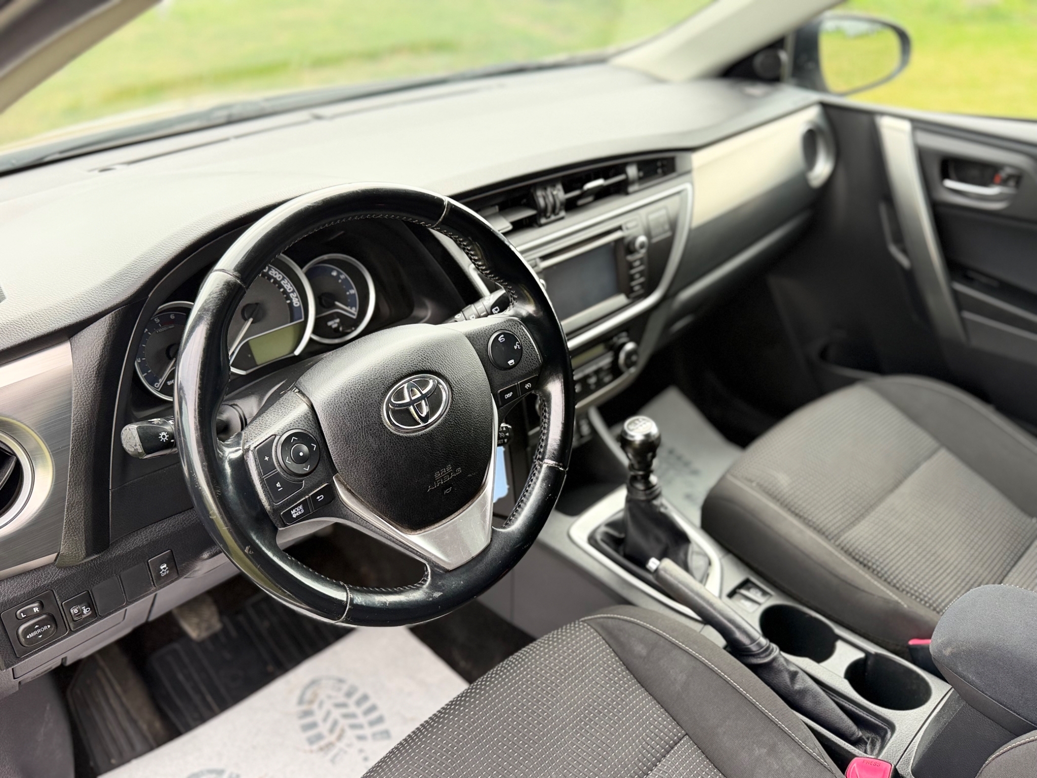 Toyota Auris 2014, bild 7/10