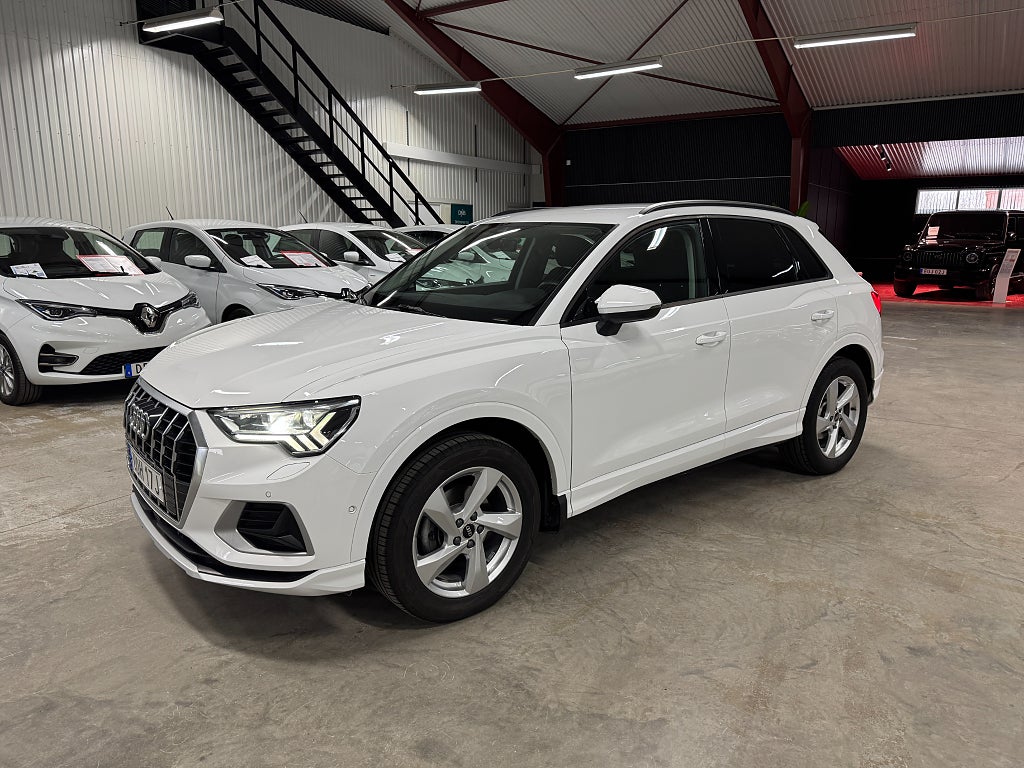 Audi Q3 35 TFSi Pro Adv./Evolution/Sonos/Kamera/Keyless/C.play