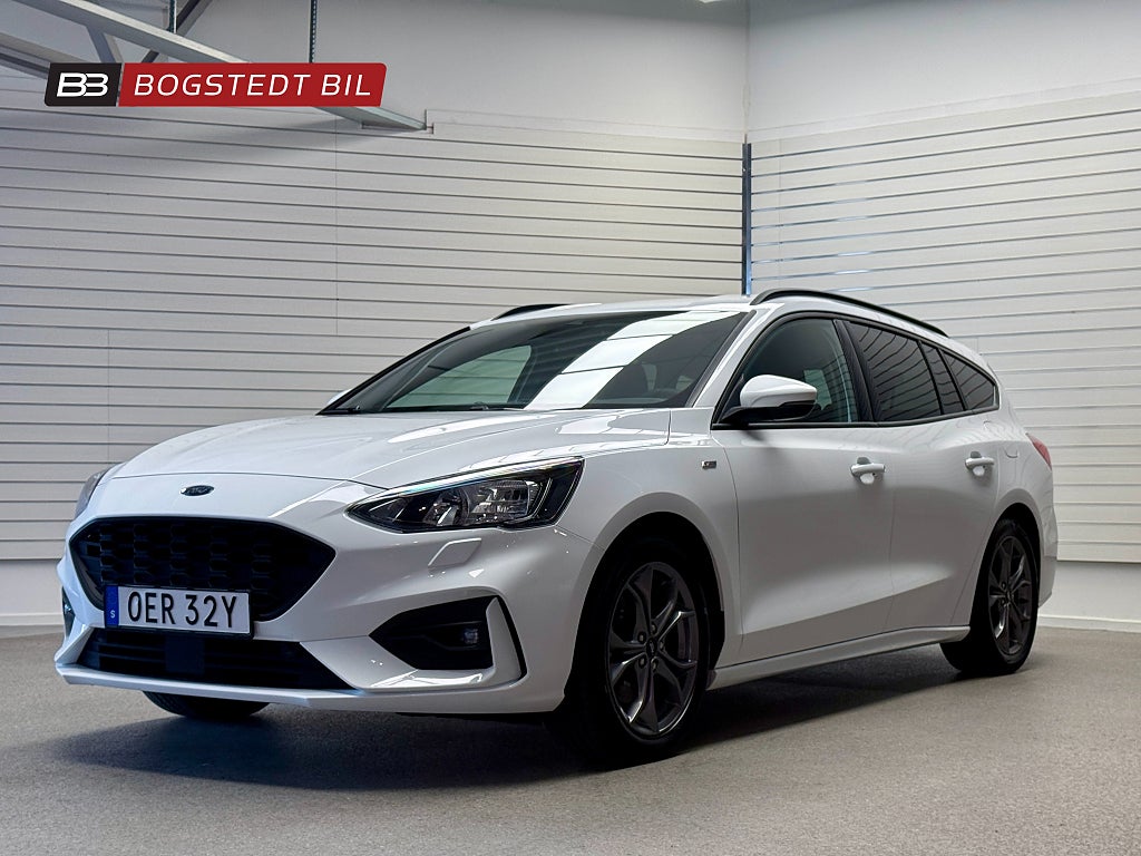 Ford Focus Active Kombi 125hk | ST-Line | Dragkrok | Backkamera