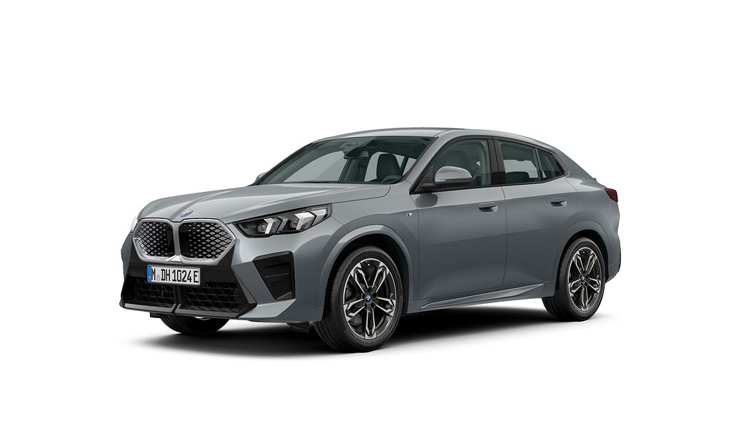 BMW iX2 xDrive30 / M-Sport / Dragkrok / Adaptiv / 4,95% Ränta