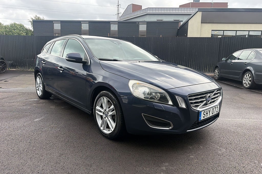 Volvo V60 D4 AWD Geartronic Momentum Business Edition Pro Euro 5