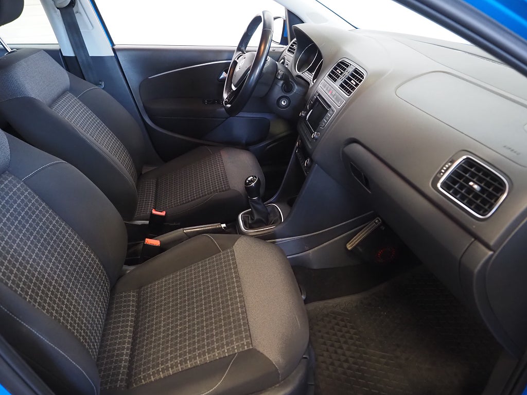 Volkswagen Polo 1.4 TDI 90hk Masters P-Sensorer Motorvärmare LED-Ramp 2015
