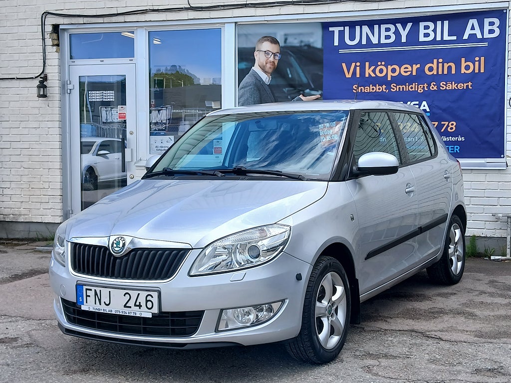 Skoda Fabia 1.2 TSI Elegance/Kedja/Besik/Aux/Sensor/M-Värma/Servad